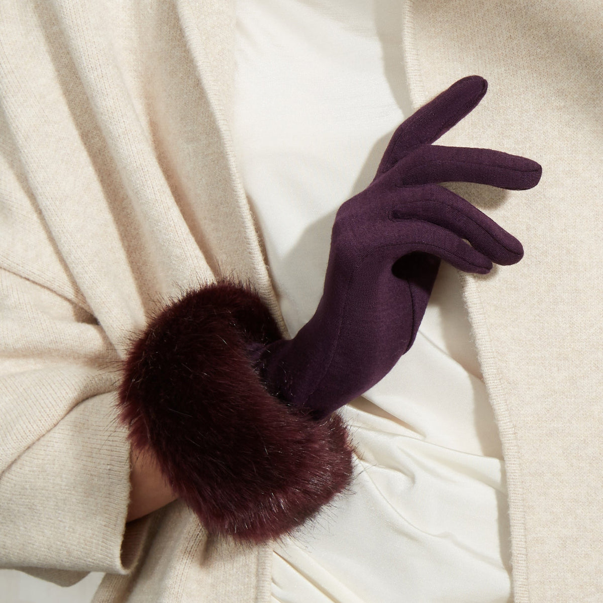 Faux fur 2024 trim gloves